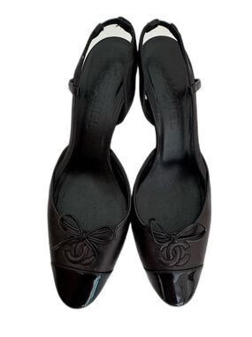 Chanel CC Logo Black Bow Patent Slingback Heels EU 37 Authentic Vintage Shoes